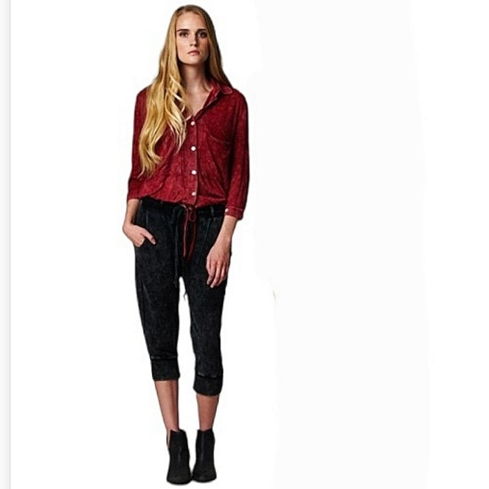 NWT FAUX SUEDE BUTTON DOWN BURGANDY LARGE L